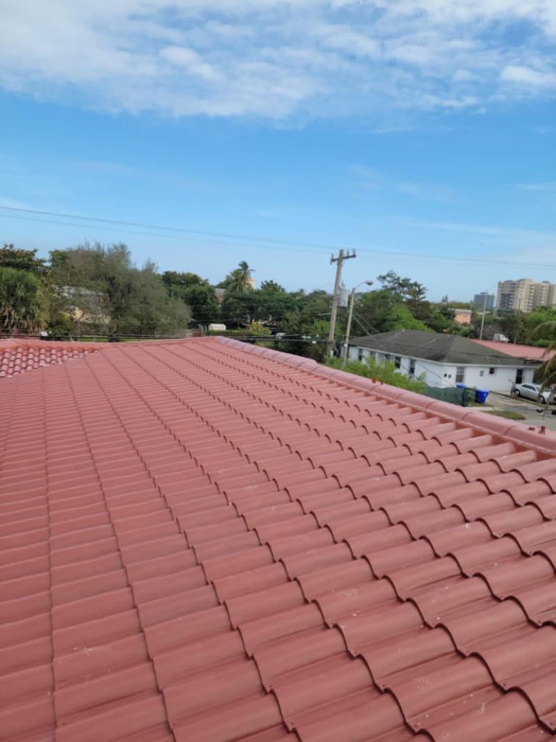 Finished tile roof rows in Florida neighborhood